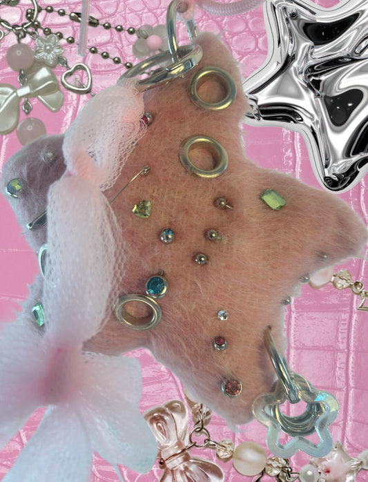 DIVA KEYCHAIN - PINK